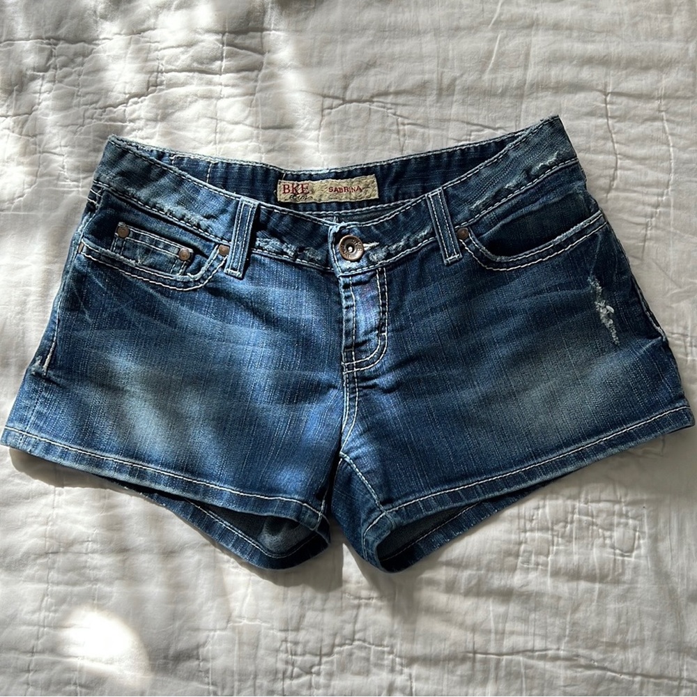 Buckle Short Bundle - image 2